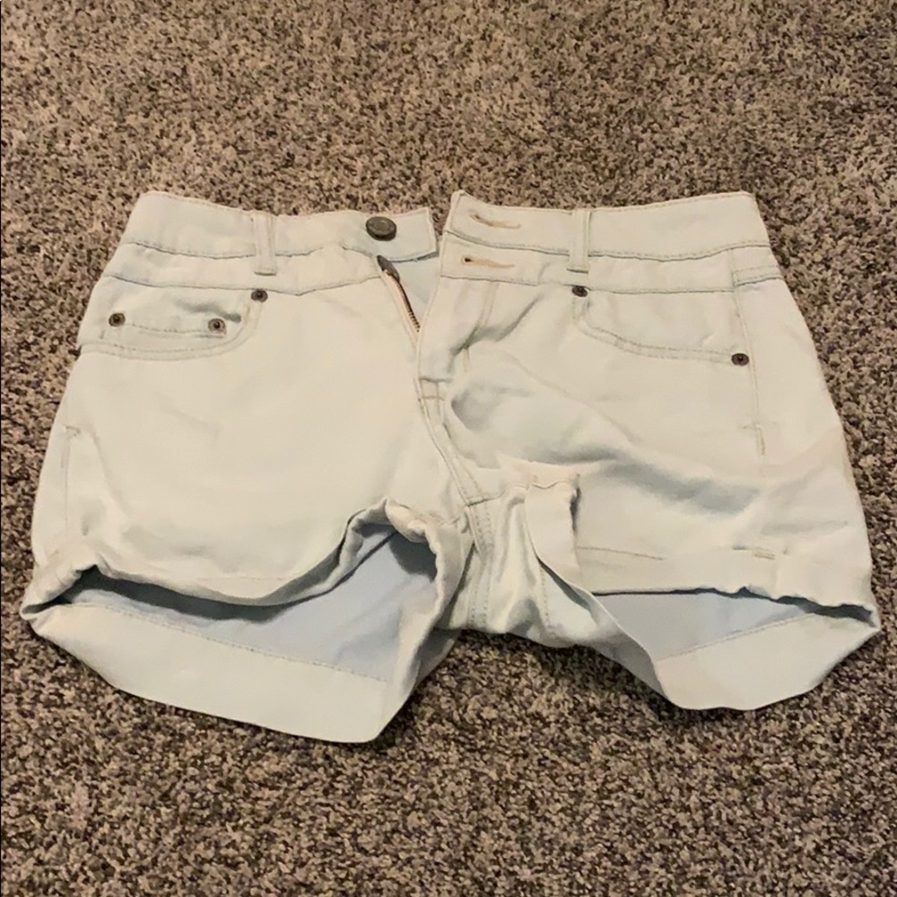 High wasted shorts